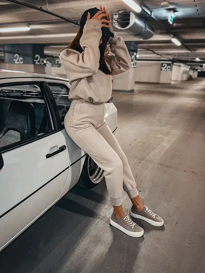 dres damski, beżowy komplet dresowy