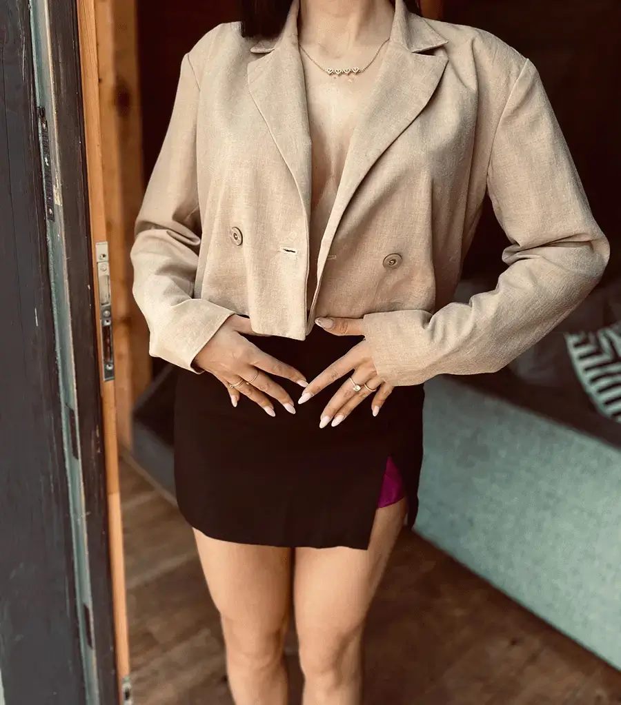 Marynarka beżowa oversize – damska